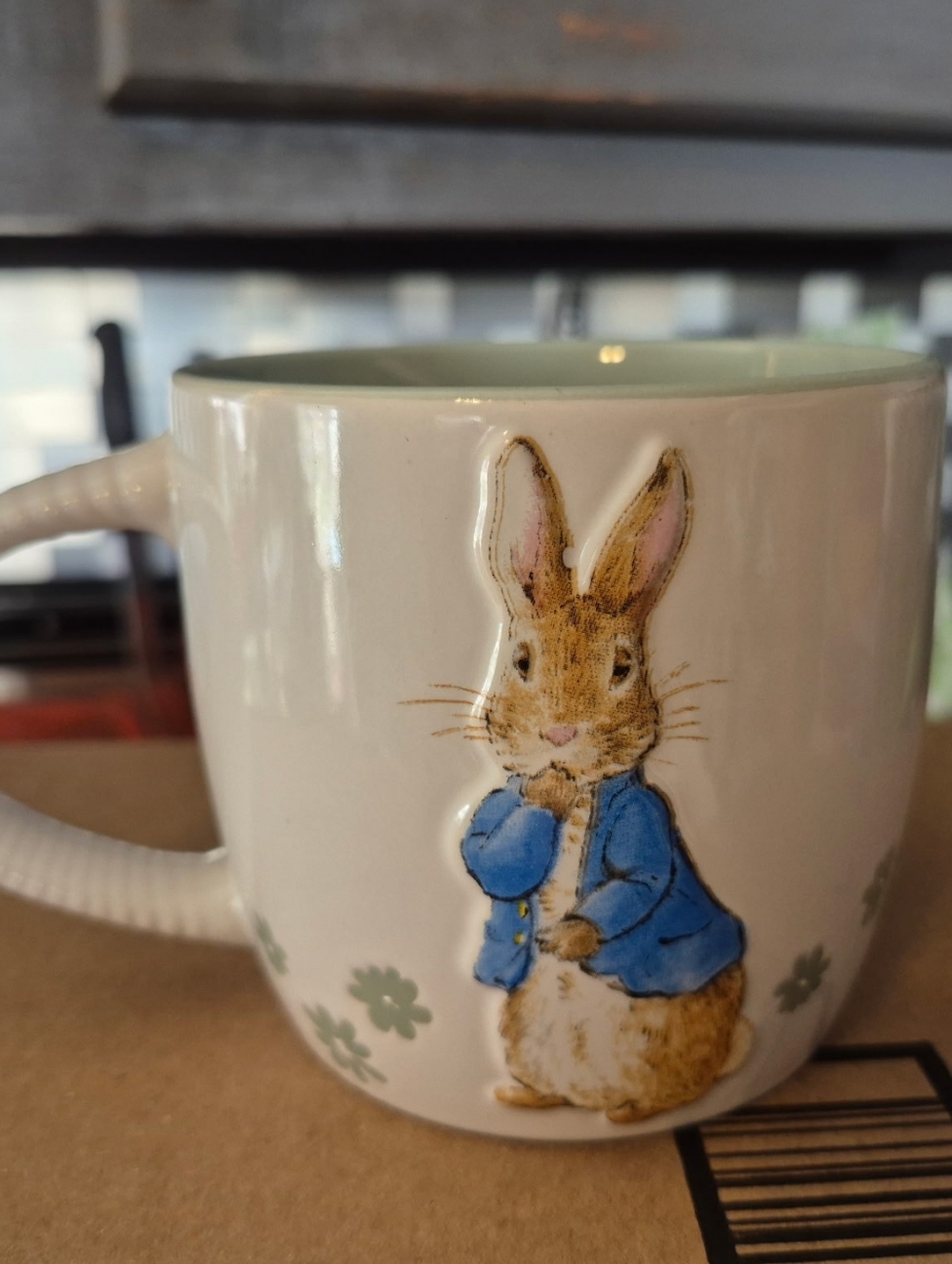 Peter Rabbit Beatrix Potter Mug + 4 Plate Set - Picture 3 of 5